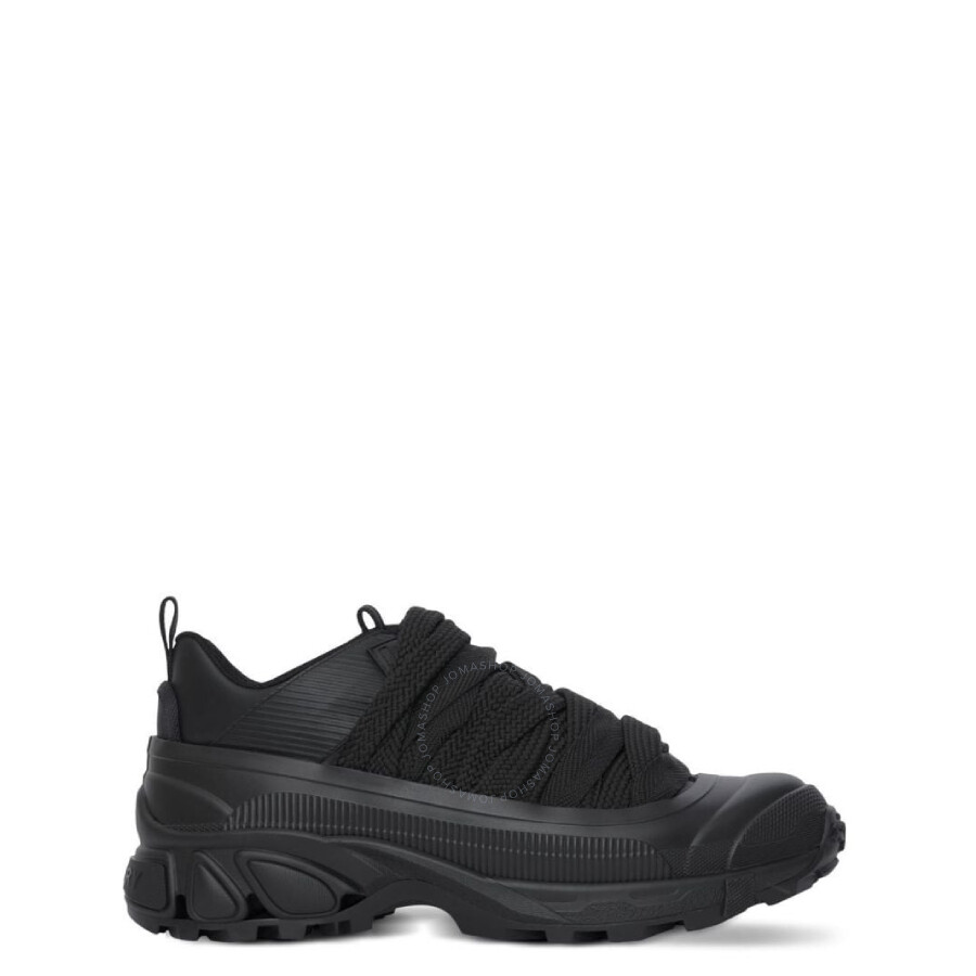 burberry-arthur-leather-