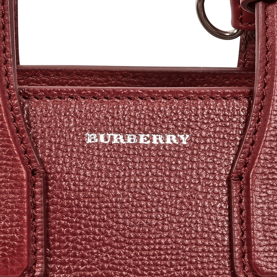 Baby banner burberry clearance