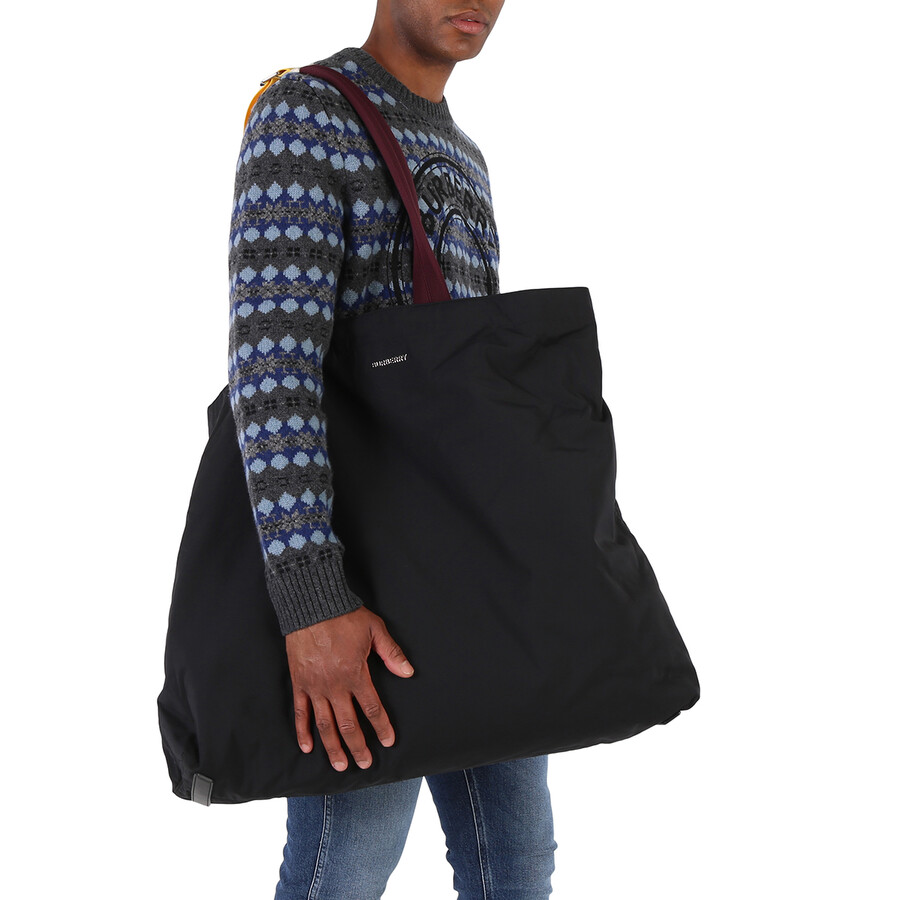 Burberry Black Technical Astra Messenger  Bag In Red/black