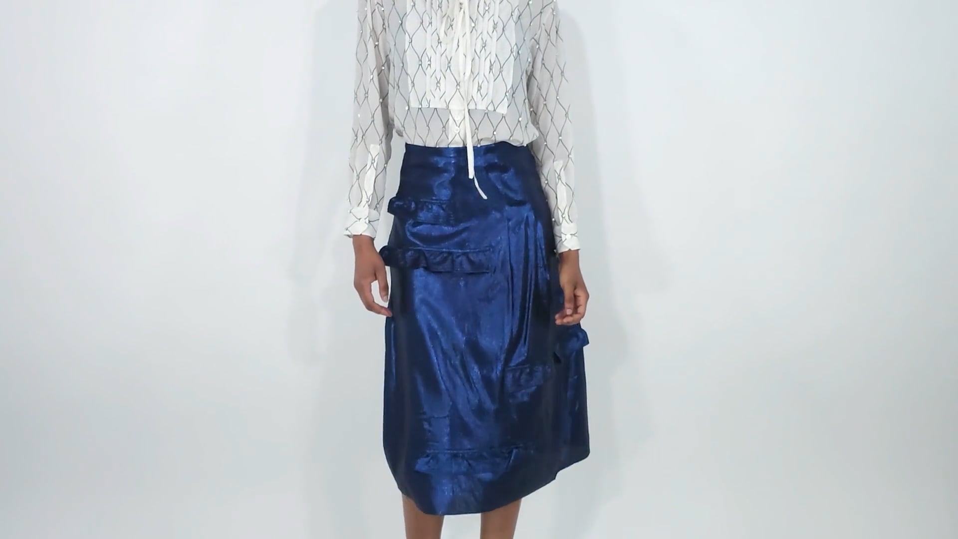 Burberry Bright Navy Ruffle Detail Lame Skirt, Brand Size 4 (US