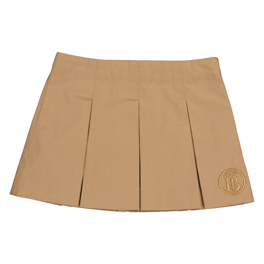 Inspirasi Skirt Pleated Panjang Untuk Gaya Harian