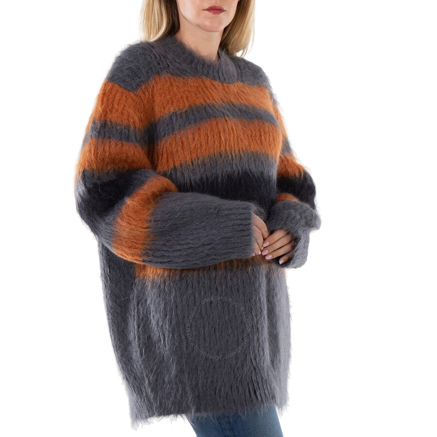 Burberry Ladies Isa Intarsia Mohair Silk Oversized Sweater In Grey