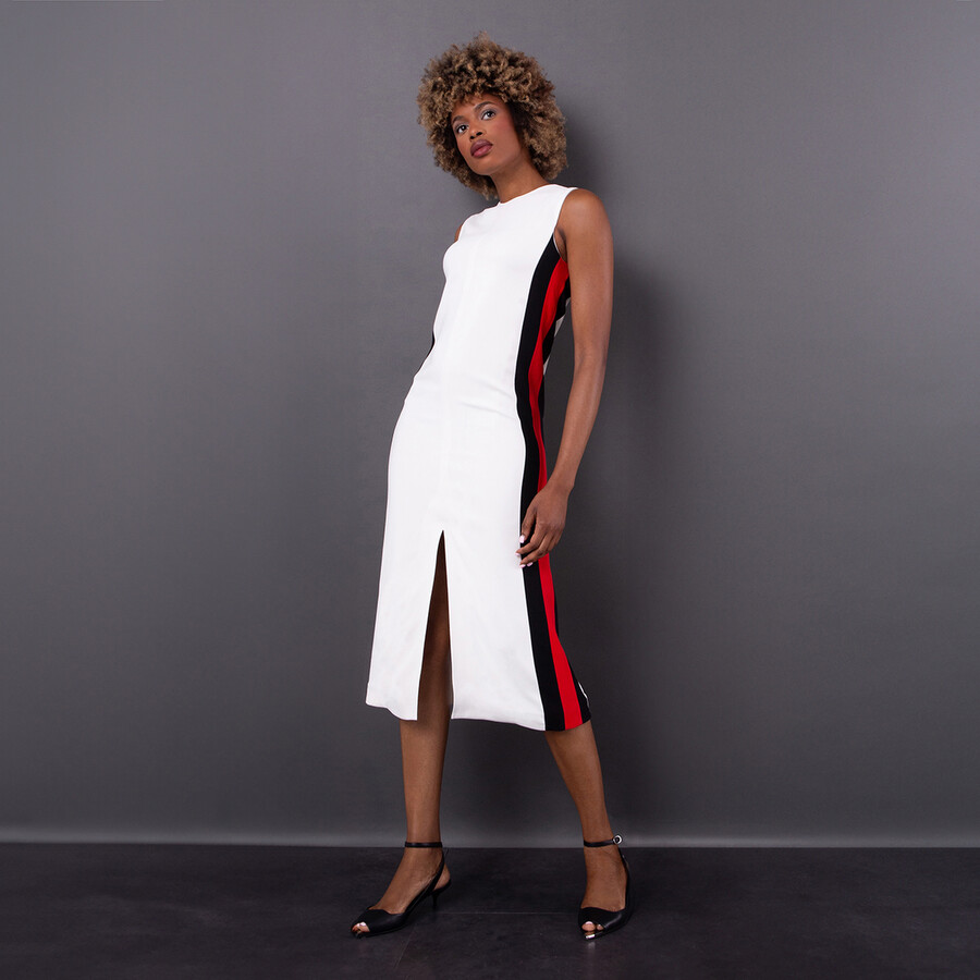 Ladies White Roundneck Sleevless Dress