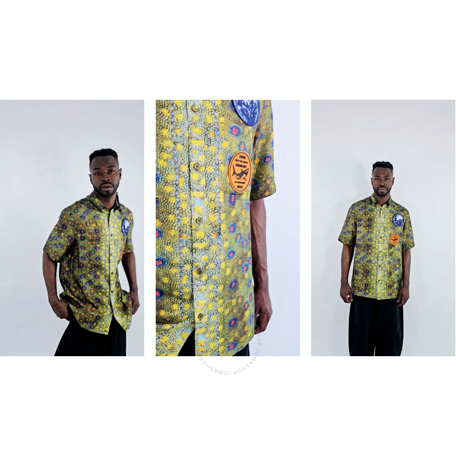 Burberry Men's Fish Scale-Print Applique Short Sleeve Shirt