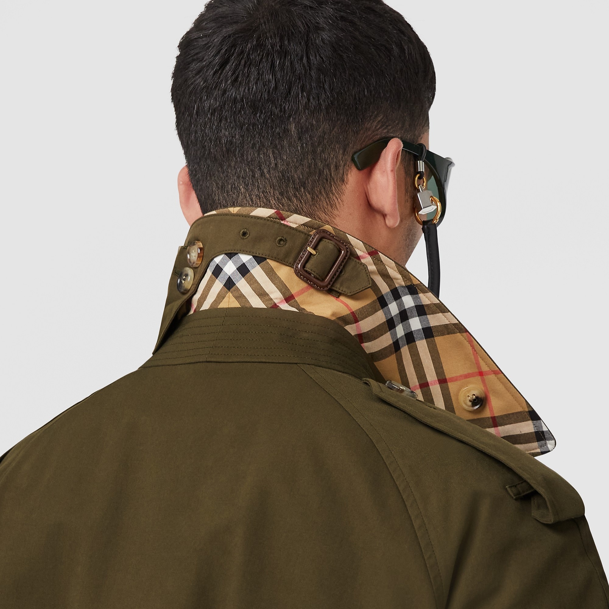 BURBERRY 웨스트민스터 헤리티지 트렌치 코트