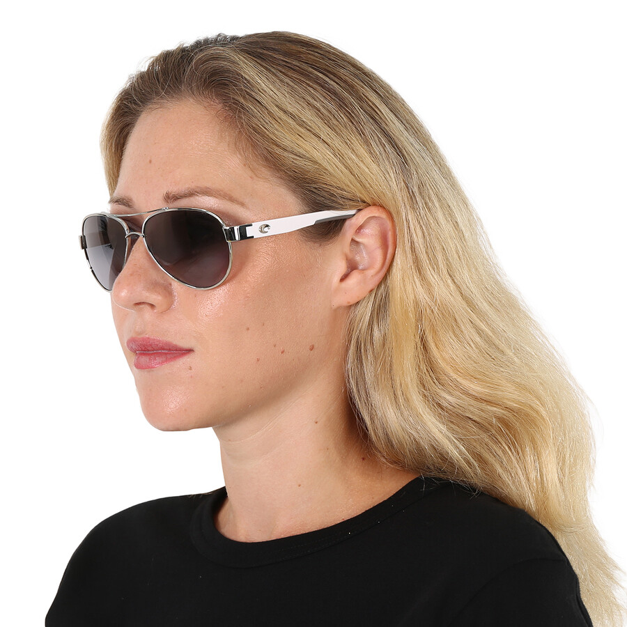 Costa Del Mar Loreto Grey Gradient Polarized Glass Pilot Ladies Sunglasses 6s4006 400634 56 In Grey