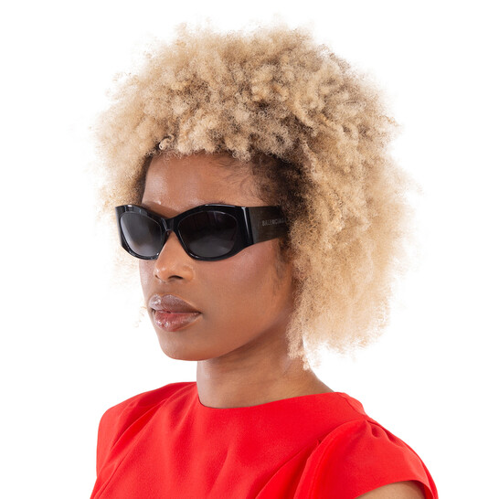 サングラス BALENCIAGA Woman Sunglasses Earth BB0321S 003 Balenciaga Women's BB0321S Sunglasses in Black/Grey Balenciaga
