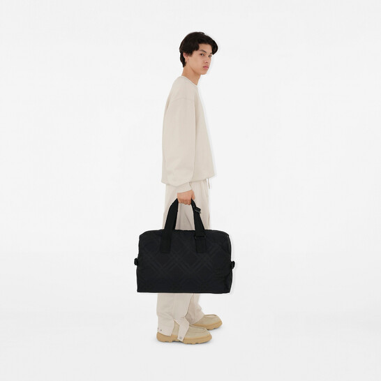 BURBERRY★素敵！UNI Black Check WEEKENDER Duffle Bag 2A9F3C0D-355B-405E-95BA-