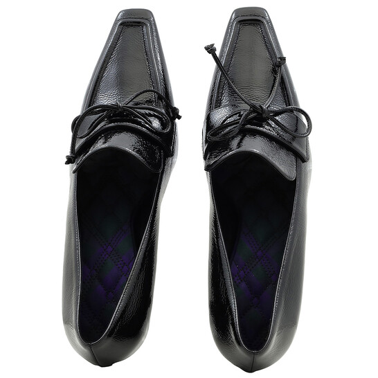 Burberry Black Leather Storm Court Pumps, Brand Size 38 (US