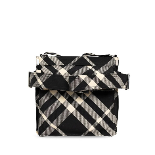 【関税&送料込】Burberry Embroidered Polyester Blend Basebal BURBERRY】ニューLINCOLNSHIRE ロゴ刺繍 ジャケット (Burberry