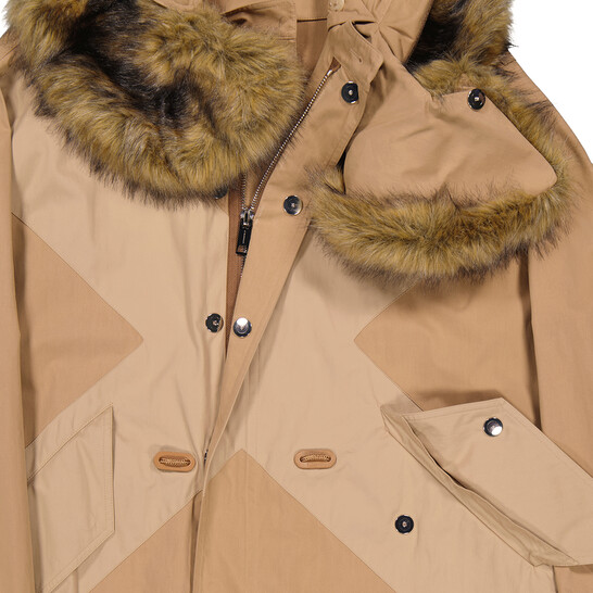 BURBERRY ホワイトジャケット Multicolour Reversible jacket with hood. Burberry Kids