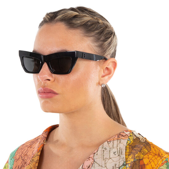 マリィ Burberry Dark Grey Cat Eye Ladies Sunglasses BE4405 409387