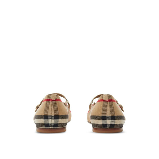 myys様 専用  BURBERRY Children＊3点まとめ売り＊ myys BURBERRY Children＊3点まとめ売り＊ Children's Gifts