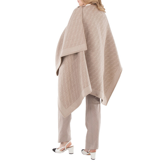 FENDI 秋冬人気 ポンチョ 暖か カシミア リバーシブル FF Poncho 21575736_51556420_600.jpg