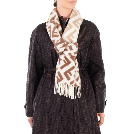【FENDI】FFプリント 仕上げエッジ スカーフ Fendi FF Fringe Edge Scarf FXT621-AQRQ-F0QD7 2004005445918