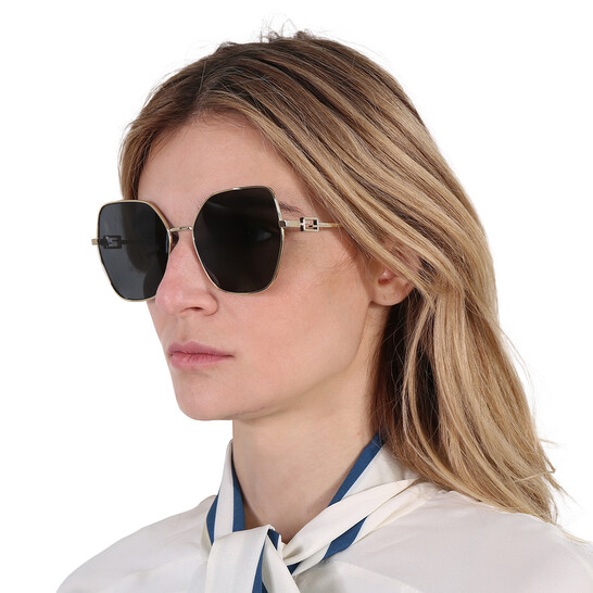 FENDI ハタフライフレムサンクラス FE40033U 10A Fendi Smoke Butterfly Ladies Sunglasses FE40033U 10A 59