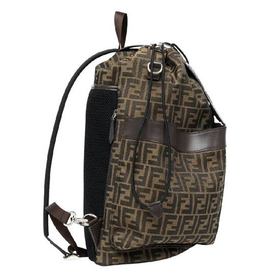 FENDI FFロゴ バックパック ブラック/ブラウン Fendi Strike Large FF Logo Jacquard Backpack 7VZ056-AG0M-F19KW