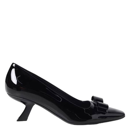 ☆FERRAGAMO☆ Vara Bow Patent Calf パンプス NERO♪ Vara pump - Women | Ferragamo
