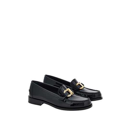 Ferragamo Gancini Ornament Maryan Moccasin, Size 5.5 01H443