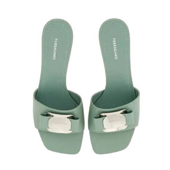 Ferragamo Slip-On Vara Bow Sandals, Size 5 01H171 768718