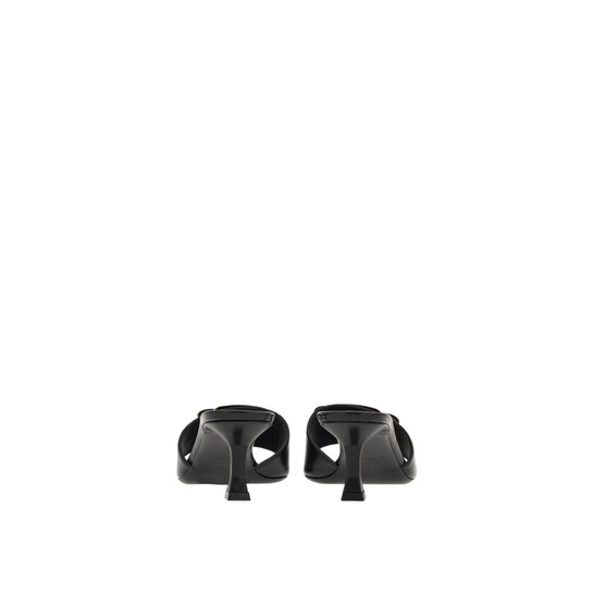 VIP【送料関税込】FERRAGAMO New Vara Rubber Sandals Salvatore Ferragamo New Vara Rubber Sandals | ShopSimon
