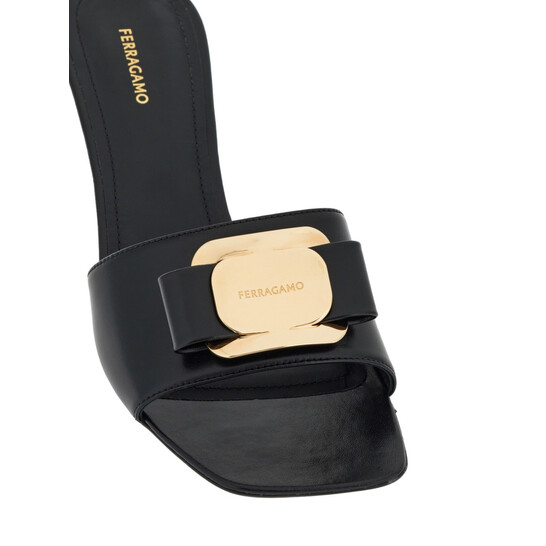 サンダル・ミュール FERRAGAMO SANDAL (01H1717687141C NERONERO) Ferragamo Zelie New Vara Plate Sandals, Size 6 01H171 768714