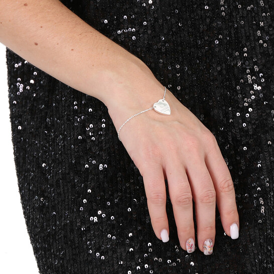 ブレスレット [GUCCI] Silver Engraved Heart Motif Trademark Bracelet Gucci Silver Engraved Heart Motif Trademark Bracelet, Size