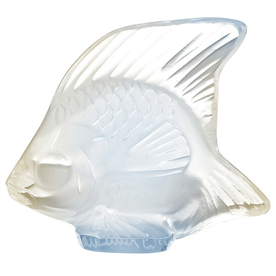 Lalique Opalescent Crystal Fish 3001300 - 546x546