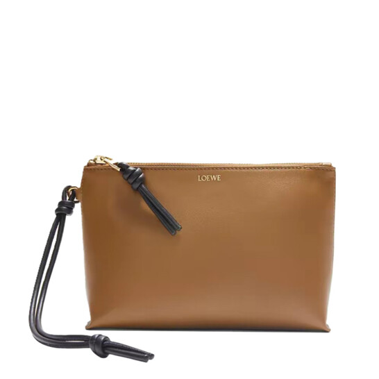 Loewe Knot T Calfskin Pouch In Oak / Black CEM1KNPX01.3987