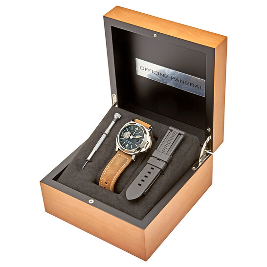 Panerai Luminor 44 GMT Automatic Chronometer Black Dial