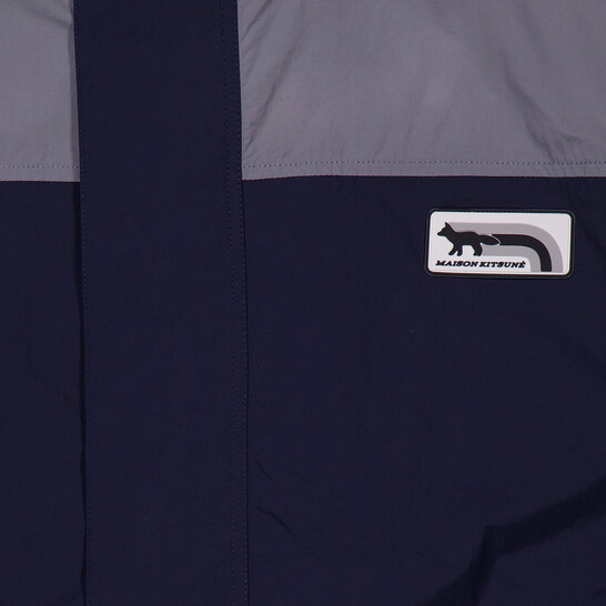 取寄★MAISON KITSUNE 17AW ALL-OVER CAMO FOX WINDBREAKER SML 取寄☆MAISON KITSUNE 17AW ALL-OVER CAMO FOX WINDBREAKER SML