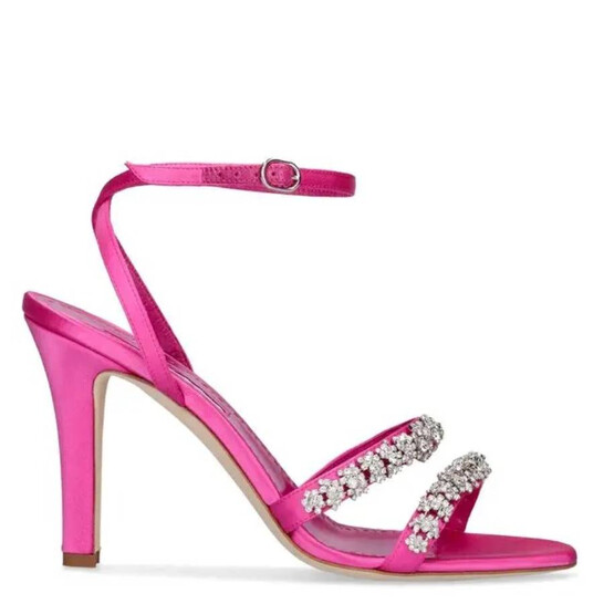 サンダル・ミュール Manolo Blahnik Vedada Satin Sandals Manolo Blahnik Vedada Satin Crystal Embellished Sandals