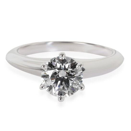 Pre-Owned Tiffany & Co. 0.88 ct Round Brilliant Diamond Engagement Ring Pre-Owned Tiffany & Co. 0.88 ct Round Brilliant Diamond Engagement Ring - 546x546 Image #2