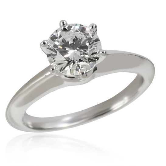Pre-Owned Tiffany & Co. Tiffany Solitaire Engagement Ring in  Platinum H VS2 1.02 CTW - 546x546