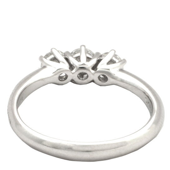 Salvini Lavinia 18k White Gold 0.60 CT Diamond Ring, Size 13 - 546x546 Image #4