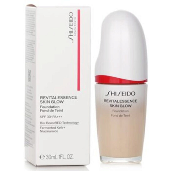 Shiseido Ladies Revitalessence Skin Glow Foundation SPF 30 1