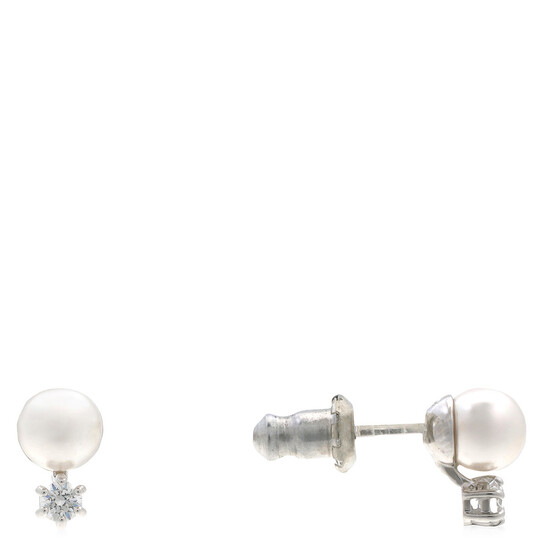 Swarovski Matrix Pierced Earrings Studs Rhodium Shiny White