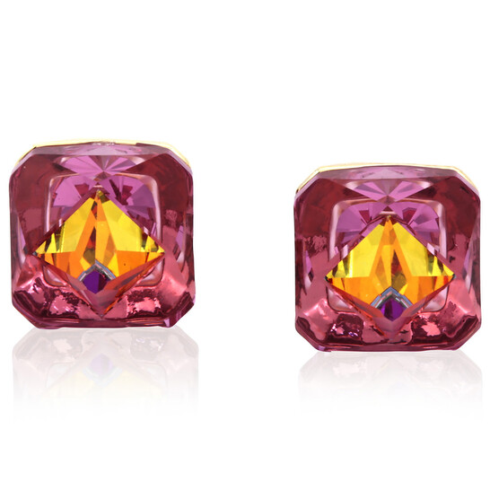 【SWAROVSKI】5614062 Ortyx ピアス Swarovski Pink Pyramid Cut Ortyx Stud Earrings 5614062