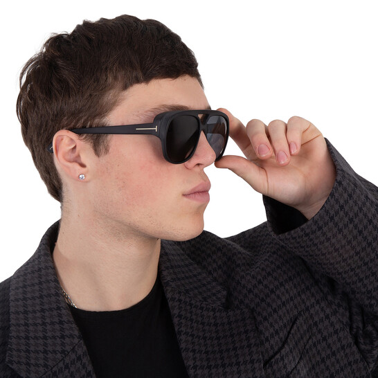 Tom Ford Jayden Smoke Navigator Men display picture 3