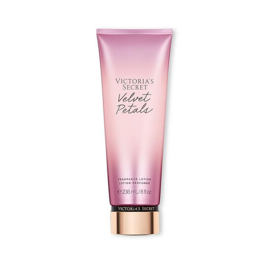 Victoria Secret Ladies Velvet Petals Mist oz Fragrances