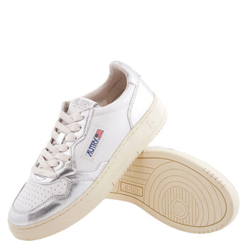 Medalist Low Bicolor Leather Sneakers