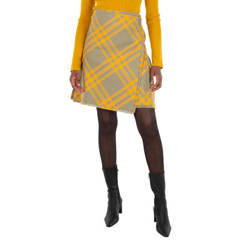Burberry Argyle Check-Pattern Knitted Skirt, Size Medium