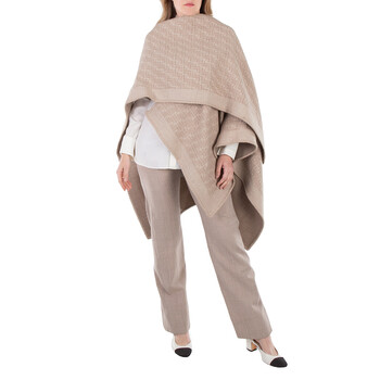 ポンチョ・ケープ Chloe Wool Asymmetric Cape Chloe(クロエ) ポンチョ・ケープ(レディース) - 海外通販のBUYMA