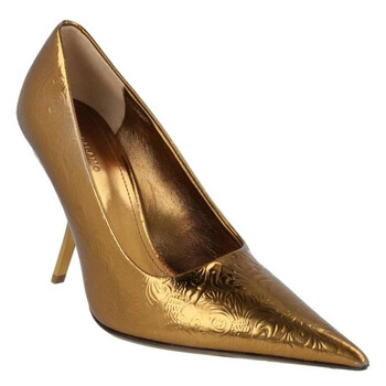 Eva Embossed Floral Pumps