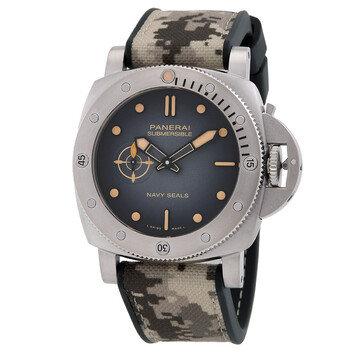 PANERAI LUMINOR SUBMERSIBLE PAM00106 状態良 Panerai Pre-owned Panerai Luminor Submersible Automatic