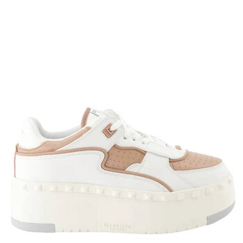 【Valentino Garavani】 Freedots XLレザープラットフォームスニ Freedots XL leather platform sneakers in white - Valentino