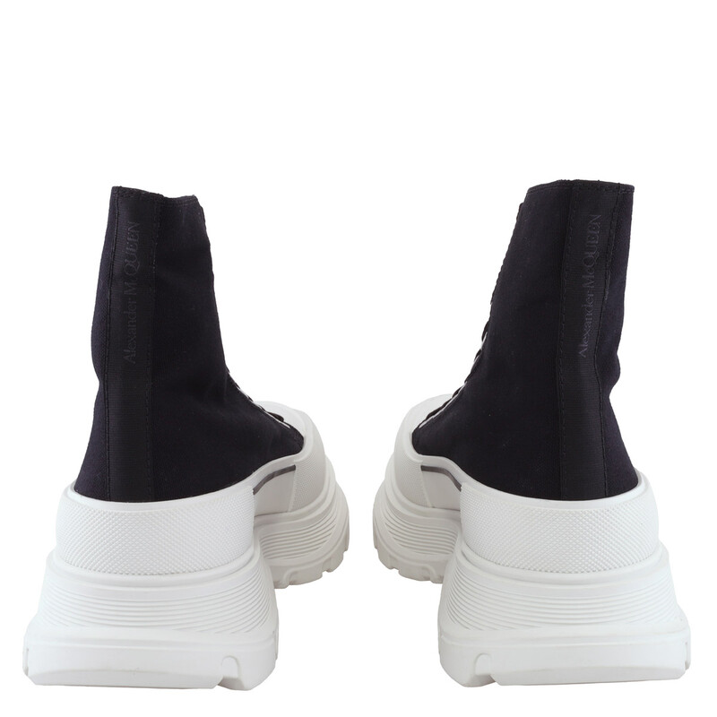 Alexander McQueen Men\ display picture 2