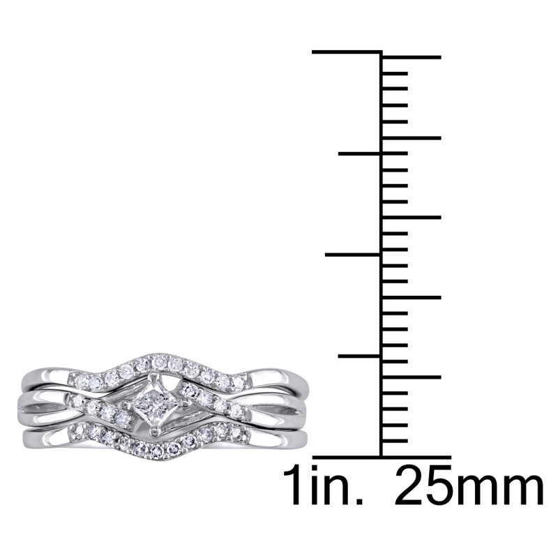 Amour 1/4 CT TW Princess Cut and Round Diamond Crossover Bridal Set In ...