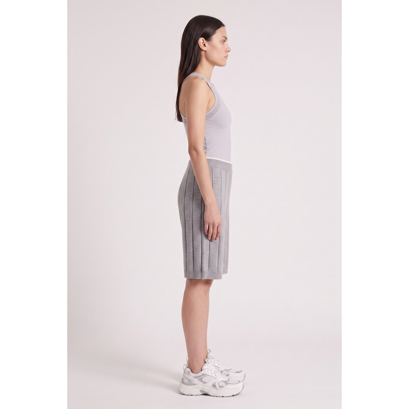 Brunello Cucinelli Women'S Light Grey Ribbed Cotton Shorts, Size M