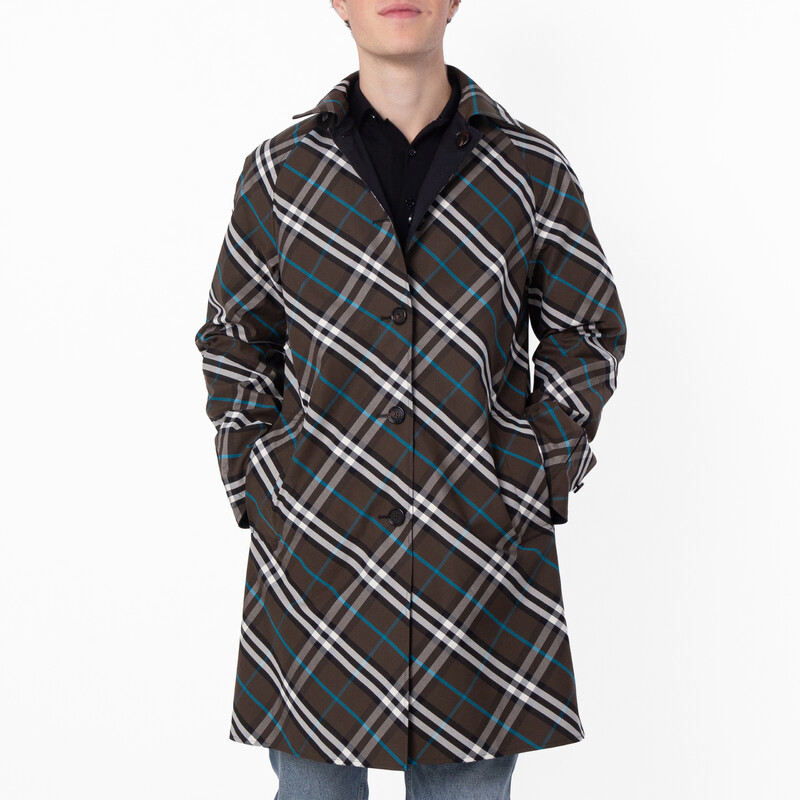 BURBERRY ♡ 4Y アウター Burberry Check Reversible Gabardine Car Coat, Brand Size 54 ( US